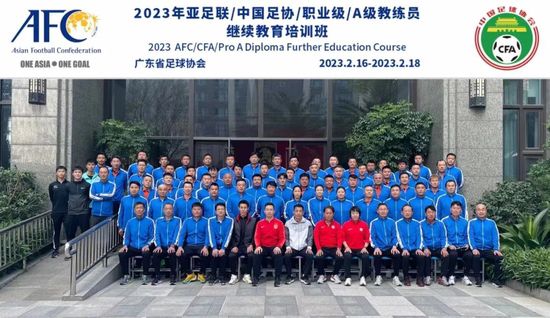 老师办公室打屁屁调教